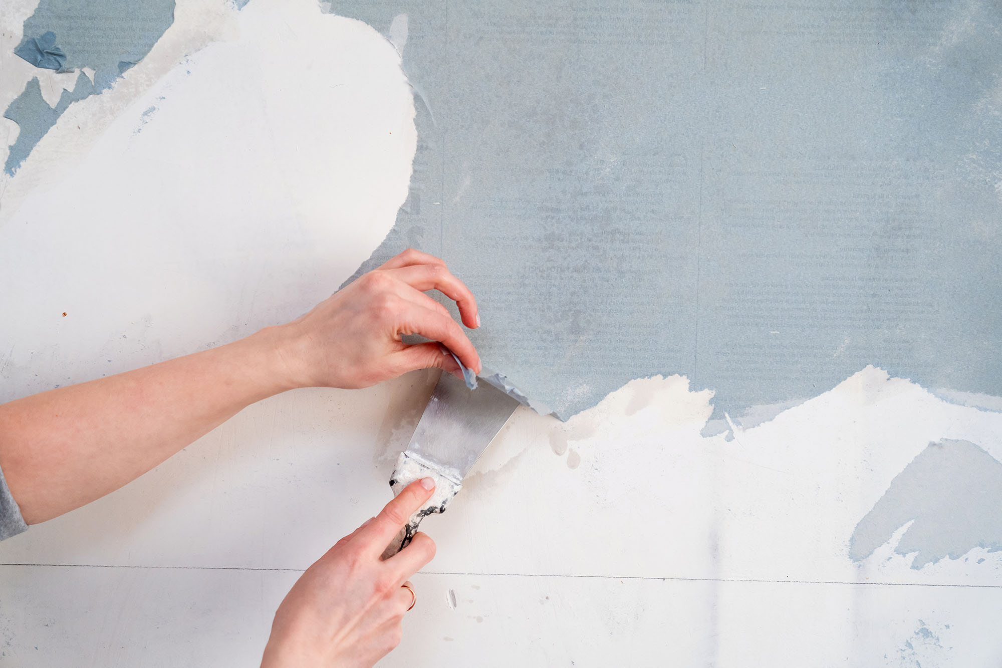 Paint Removal & Wallpaper Services